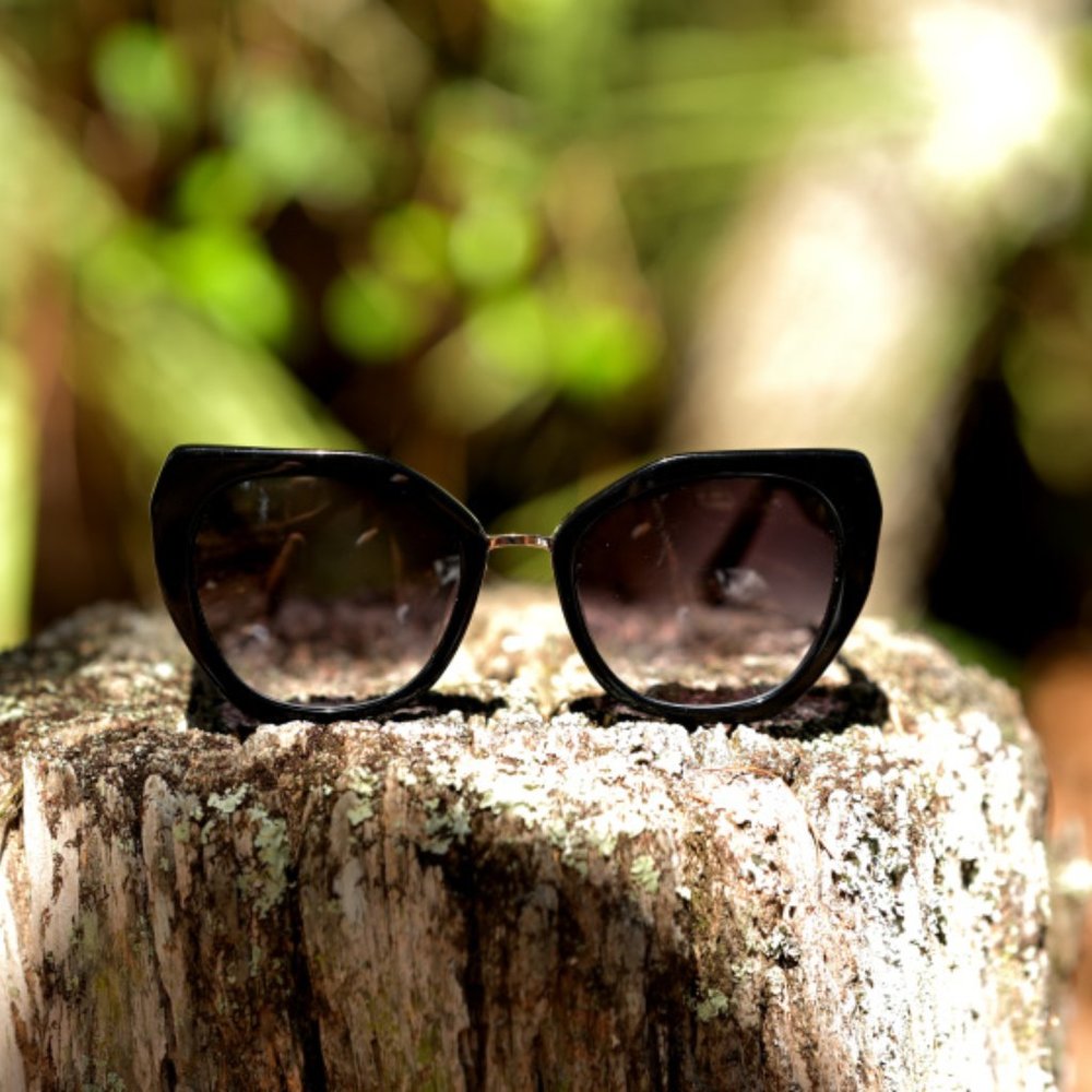Sunnies by isaida - Women's sunglasses